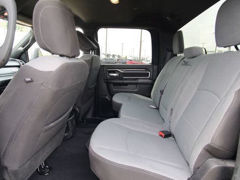 Used 2024 RAM 2500 Big Horn AWD/4WD image 7