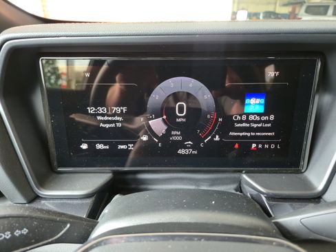 Used 2026 GMC Terrain AT4 w/ Convenience Package III AWD/4WD image 17
