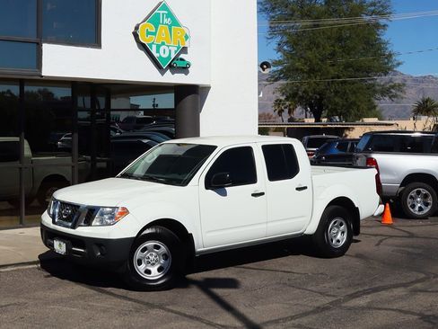 Used 2021 Nissan Frontier S image 3