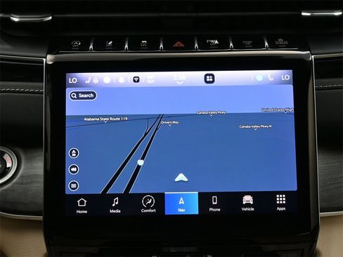 Used 2022 Jeep Grand Cherokee L Limited w/ Luxury Tech Group II image 15