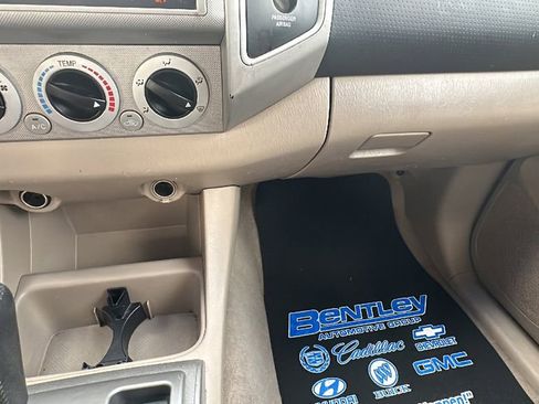 Used 2008 Toyota Tacoma PreRunner image 18