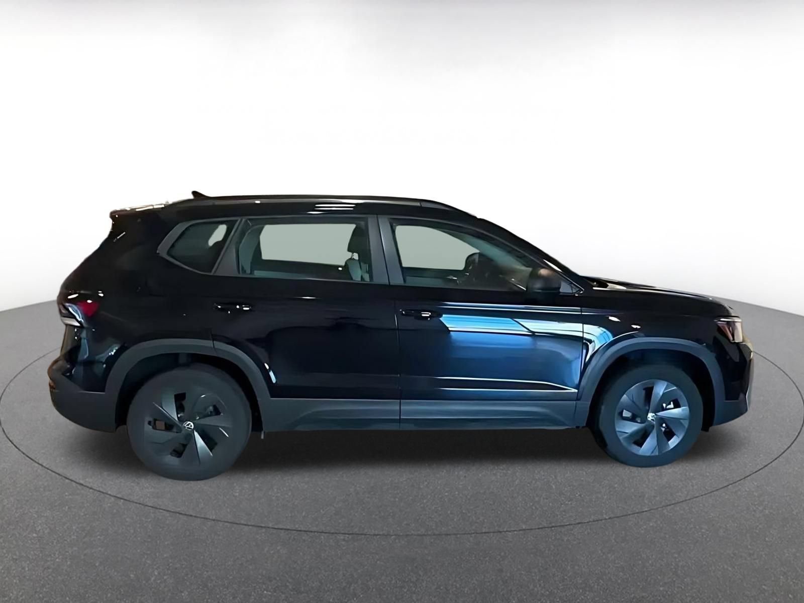 Used 2026 Volkswagen Taos S FWD image 15