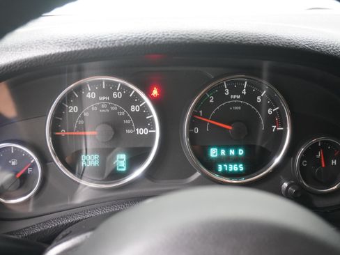 Used 2012 Jeep Wrangler Sport AWD/4WD image 20