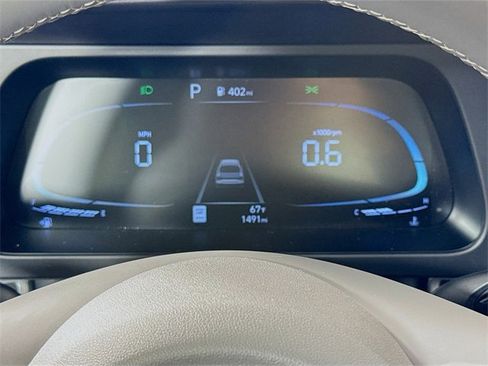 Certified 2025 Hyundai Elantra Sport image 20