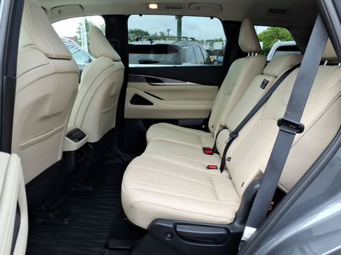 Certified 2023 INFINITI QX60 Luxe AWD/4WD image 13