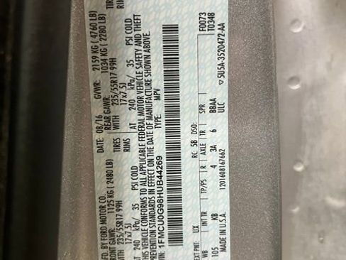 Used 2017 Ford Escape SE image 29