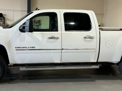 Used 2011 GMC Sierra 3500 Denali image 8