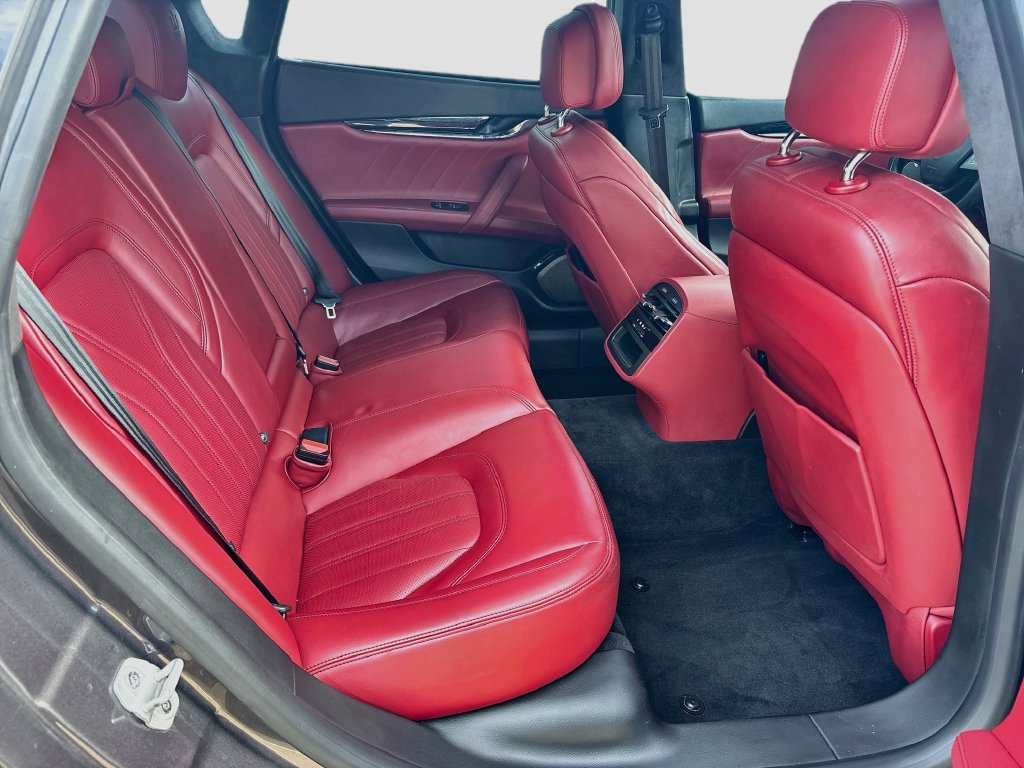 Used 2019 Maserati Quattroporte S GranLusso RWD image 28