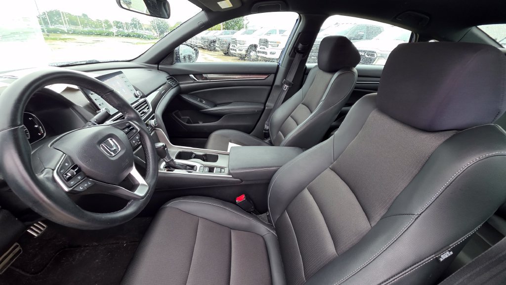 Used 2022 Honda Accord Sport image 11
