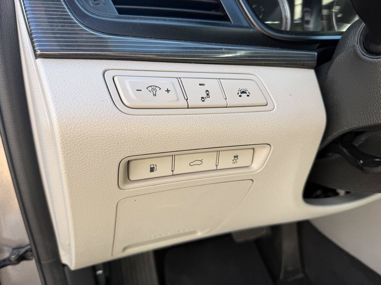Used 2018 Hyundai Sonata Limited FWD image 20