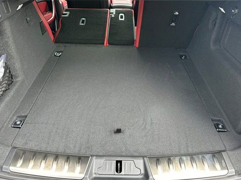 New 2026 Jaguar F-PACE R-Dynamic S image 14