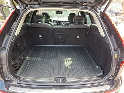 Used 2021 Volvo XC60 T6 Inscription w/ Advanced Package image 31