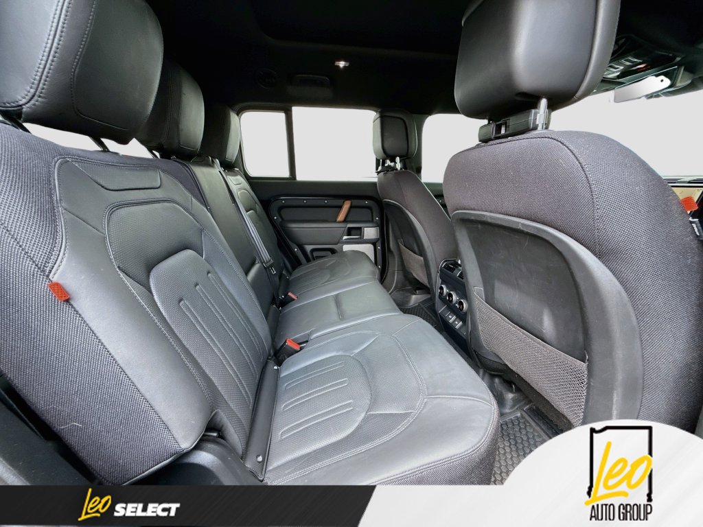 Used 2023 Land Rover Defender 130 X AWD/4WD image 31