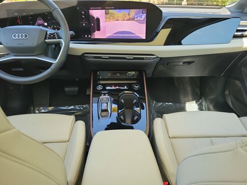 Used 2025 Audi A5 2.0T Premium Plus w/ Premium Plus AWD/4WD image 17