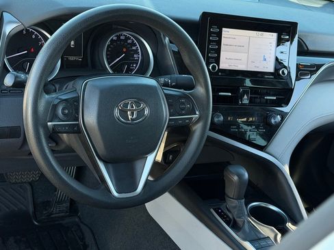 Used 2022 Toyota Camry LE image 7