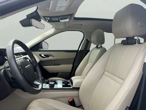 Used 2019 Land Rover Range Rover Velar S AWD/4WD image 16