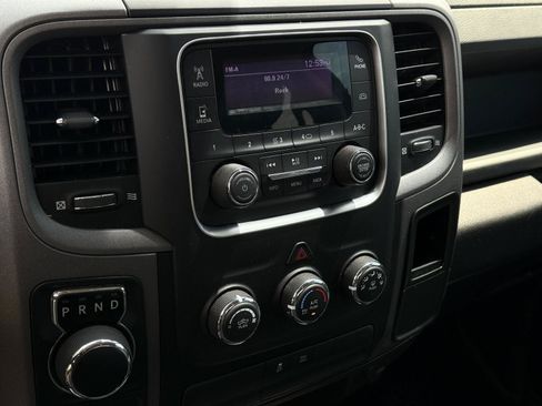 Used 2020 RAM 1500 Tradesman w/ Chrome Plus Package RWD image 16