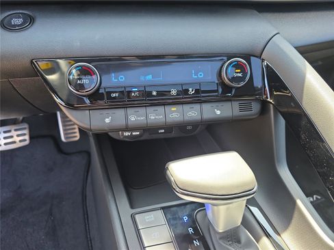 New 2026 Hyundai Elantra SEL Sport w/ Cargo Package FWD image 17