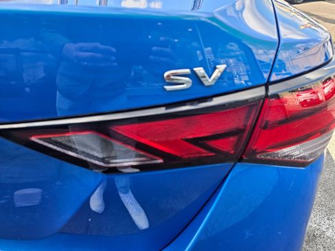 Used 2022 Nissan Sentra SV w/ Lighting Package FWD image 26