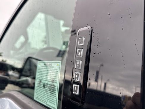Used 2026 Ford F450 Platinum w/ FX4 Off-Road Package image 20