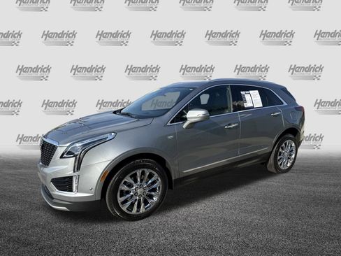 Used 2025 Cadillac XT5 Premium Luxury w/ Technology Package AWD/4WD image 5