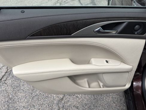 Used 2019 Lincoln MKZ Reserve w/ Reserve Plus Package image 13