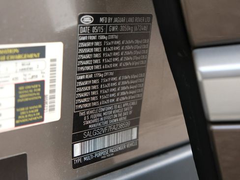 Used 2015 Land Rover Range Rover HSE AWD/4WD image 16