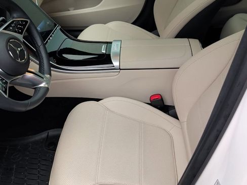 Used 2023 Mercedes-Benz C 300 4MATIC Sedan image 8
