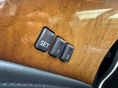 Used 2012 INFINITI QX56 4WD w/ Theater Pkg image 9