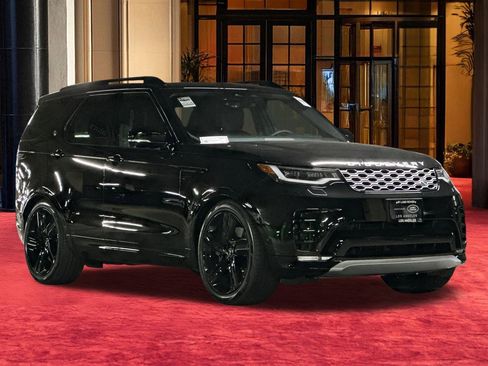 New 2026 Land Rover Discovery Limited Edition image 8