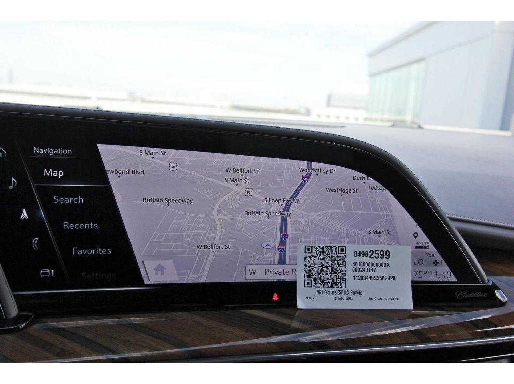 Used 2021 Cadillac Escalade Premium Luxury Platinum w/ Heavy-Duty Trailer Package AWD/4WD image 24