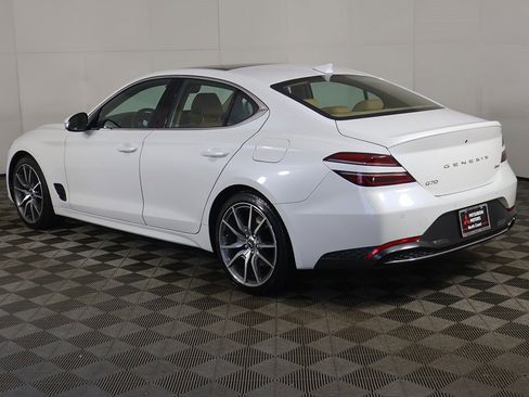 Used 2022 Genesis G70 2.0T w/ Prestige Package image 11