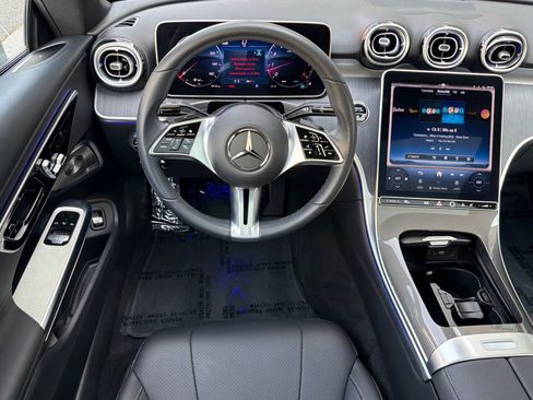 Used 2024 Mercedes-Benz CLE 300 4MATIC Coupe image 13