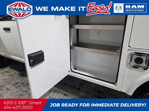 New 2024 RAM 2500 Tradesman w/ Chrome Appearance Group image 28