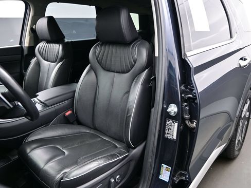 Certified 2023 Hyundai Palisade Limited w/ Cargo Package AWD/4WD image 12