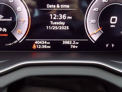 Used 2024 Audi Q5 2.0T Premium Plus image 13