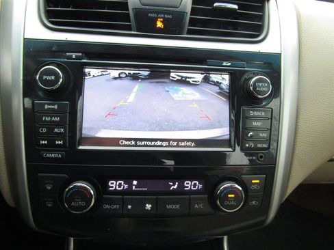 Used 2013 Nissan Altima 2.5 SV w/ 2.5SV Convenience Pkg image 28