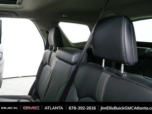 Used 2025 Honda Pilot Touring image 20