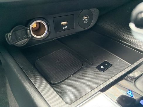 Certified 2024 Hyundai Elantra SEL w/ Convenience Package image 25