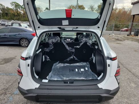 New 2026 Hyundai Kona SE FWD image 6