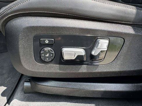 Used 2020 BMW X5 M50i w/ Premium Package AWD/4WD image 21