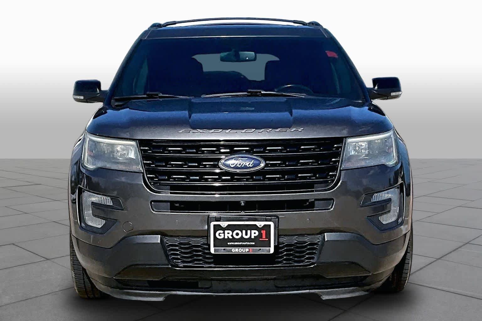 Used 2016 Ford Explorer Sport w/ Equipment Group 401A AWD/4WD image 4
