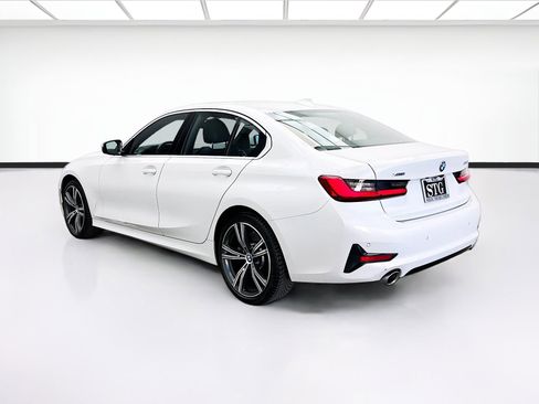 Used 2021 BMW 330i xDrive Sedan AWD/4WD image 6