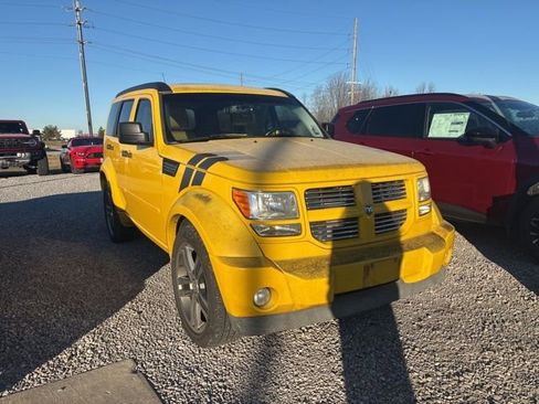Used 2011 Dodge Nitro Detonator image 1