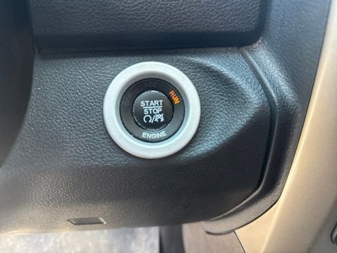 Used 2015 RAM 1500 Laramie w/ Convenience Group AWD/4WD image 24