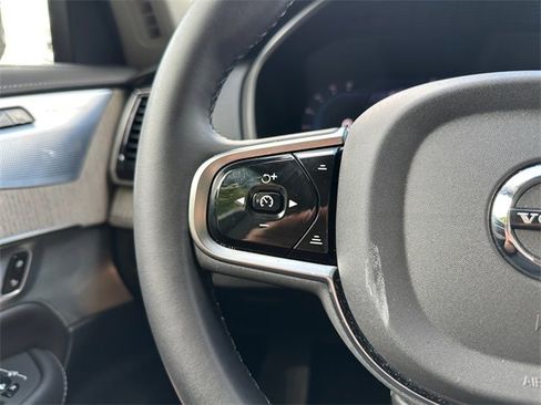 Used 2024 Volvo XC90 B6 Ultimate image 24