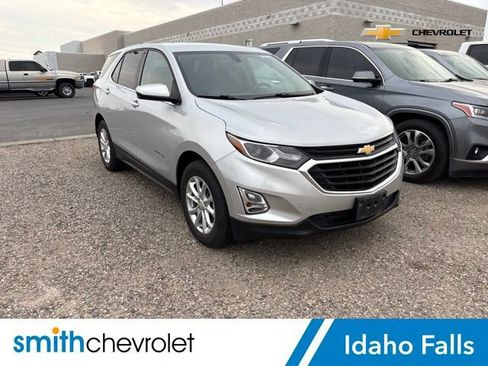 Used 2019 Chevrolet Equinox LT FWD image 1