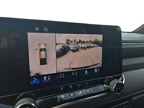 Used 2023 Chevrolet Colorado Trail Boss w/ Technology Package AWD/4WD image 26