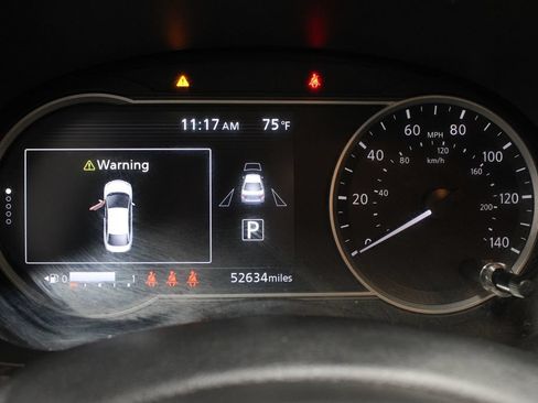 Certified 2024 Nissan Versa SV FWD image 29