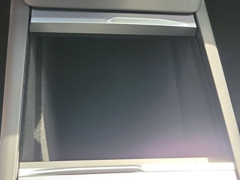 Used 2026 Tesla Model Y AWD image 29